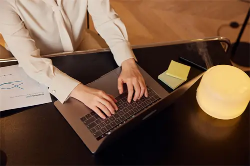 钉钉隐身对你可见的含义